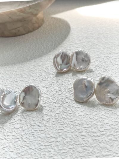 🌸 Petal Baroque Pearl Earrings