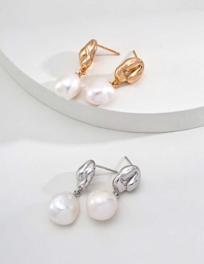 Seafoam Dreams - Round Mochi Baroque Pearl Earrings