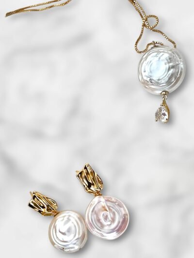 Roman Holiday Pearl Jewelry Set – Single Disc Edition