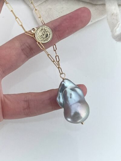 Moonlit Elegance  — The Grey Baroque Pearl Necklace🌙✨