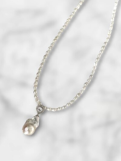 Elegant Zircon Baroque Pearl Necklace - Timeless Radiance💎✨