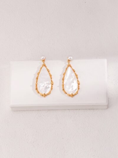 Ocean’s Whisper – Nautilus Pearl Earrings