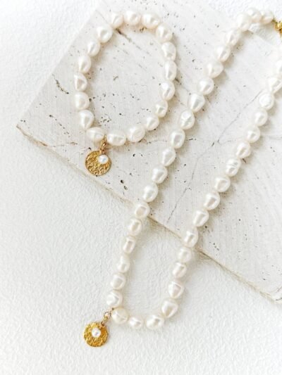 Garden's Embrace Pearl Jewelry Set | Necklace & Bracelet Duo