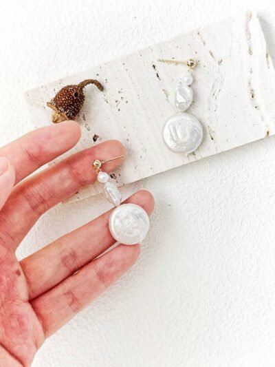 Solunar Dew – Baroque Pearl Drop Earrings