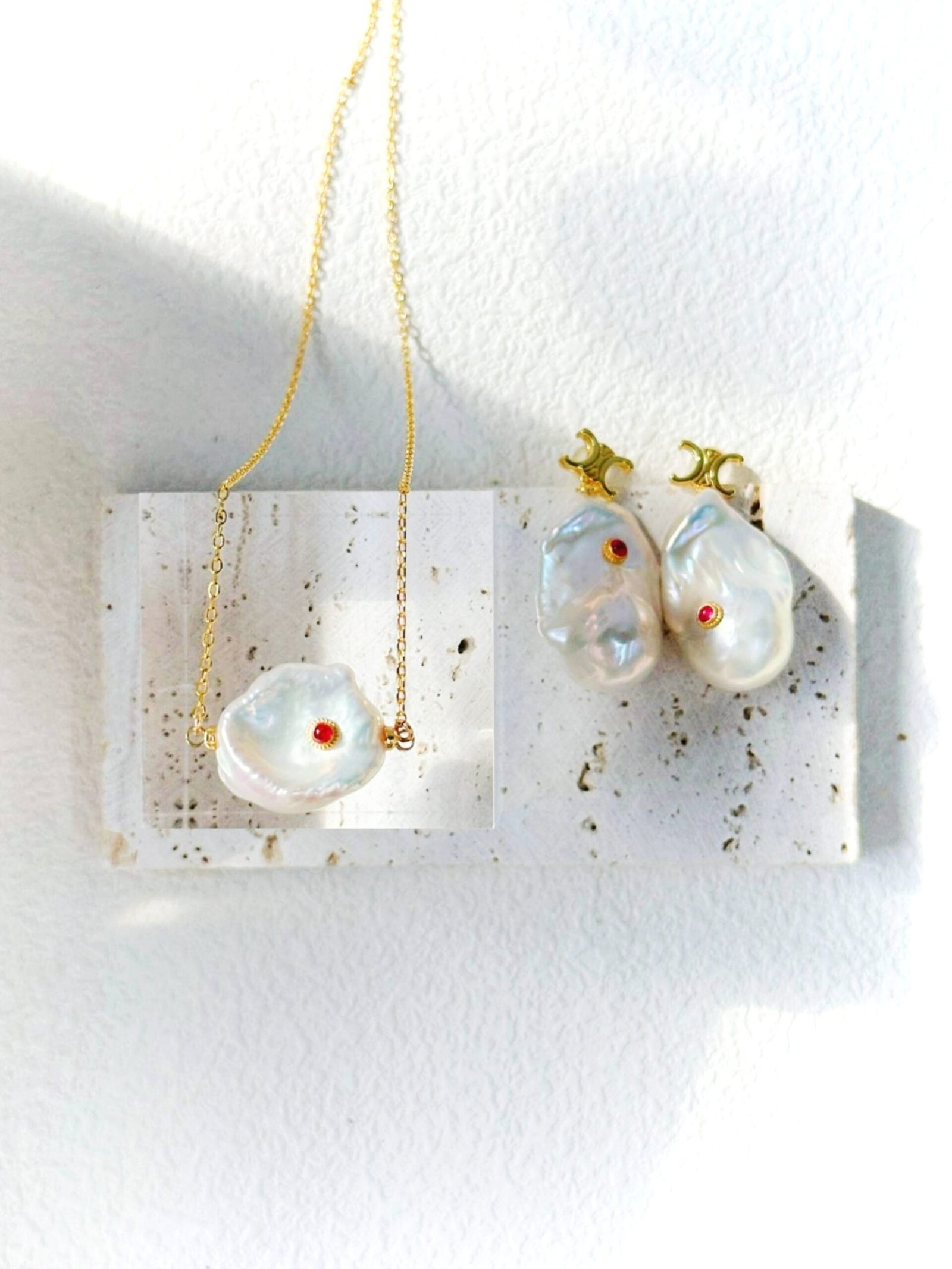 The Ember Pearl Set – Baroque Pearl Necklace & Earrings with Ruby Accents